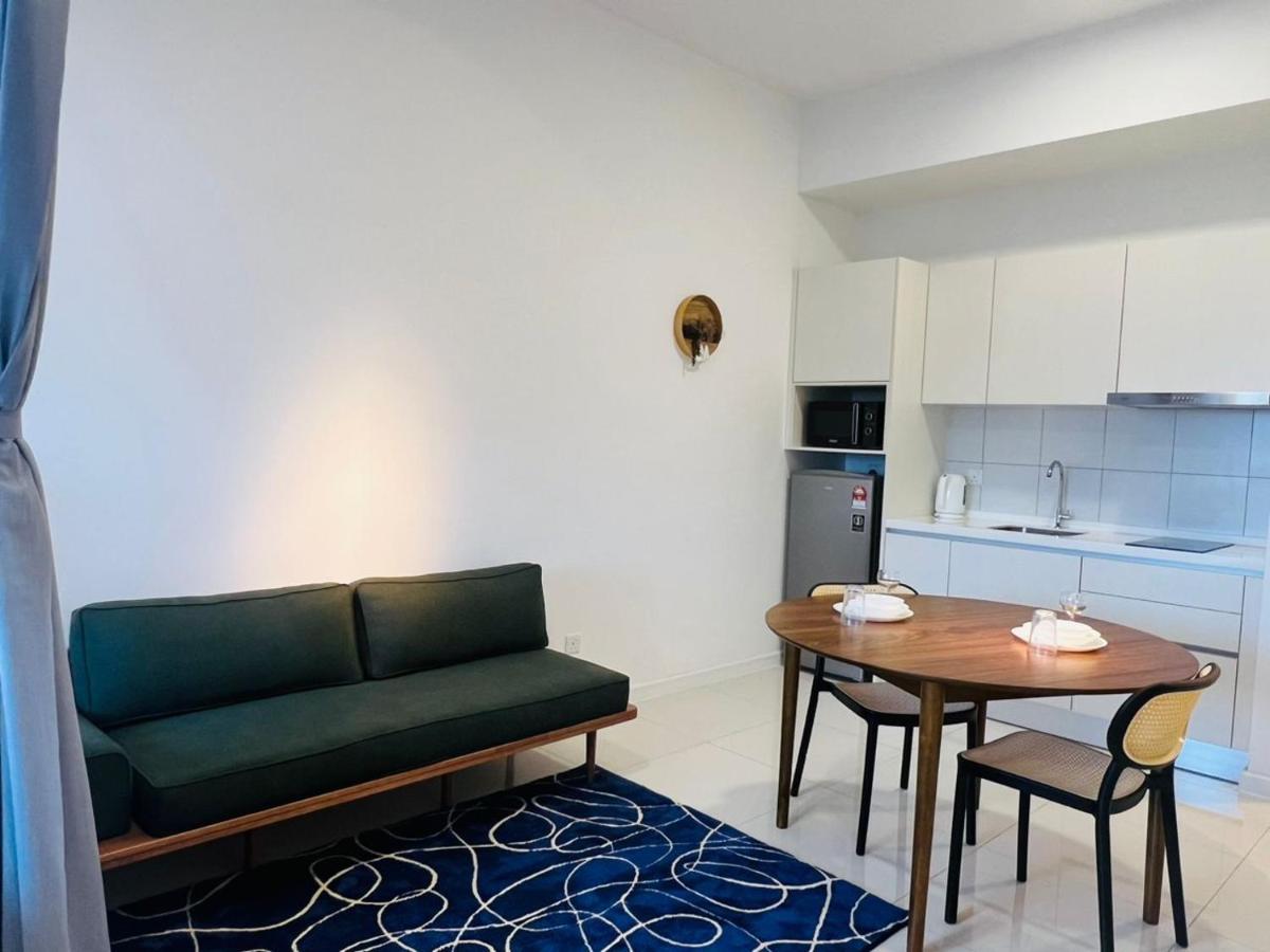 Chambers Serviced Suites Klcc By Cozy Stay Куала-Лумпур Экстерьер фото