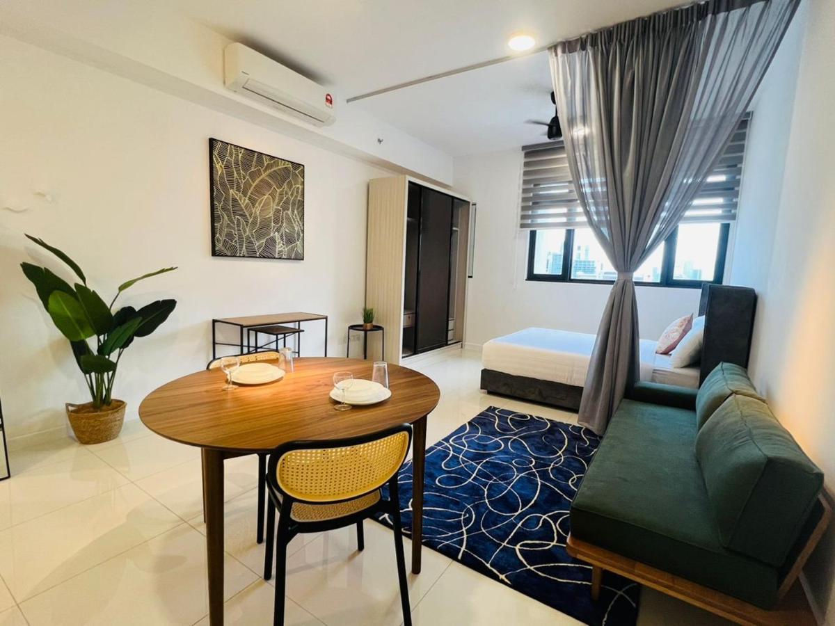 Chambers Serviced Suites Klcc By Cozy Stay Куала-Лумпур Экстерьер фото
